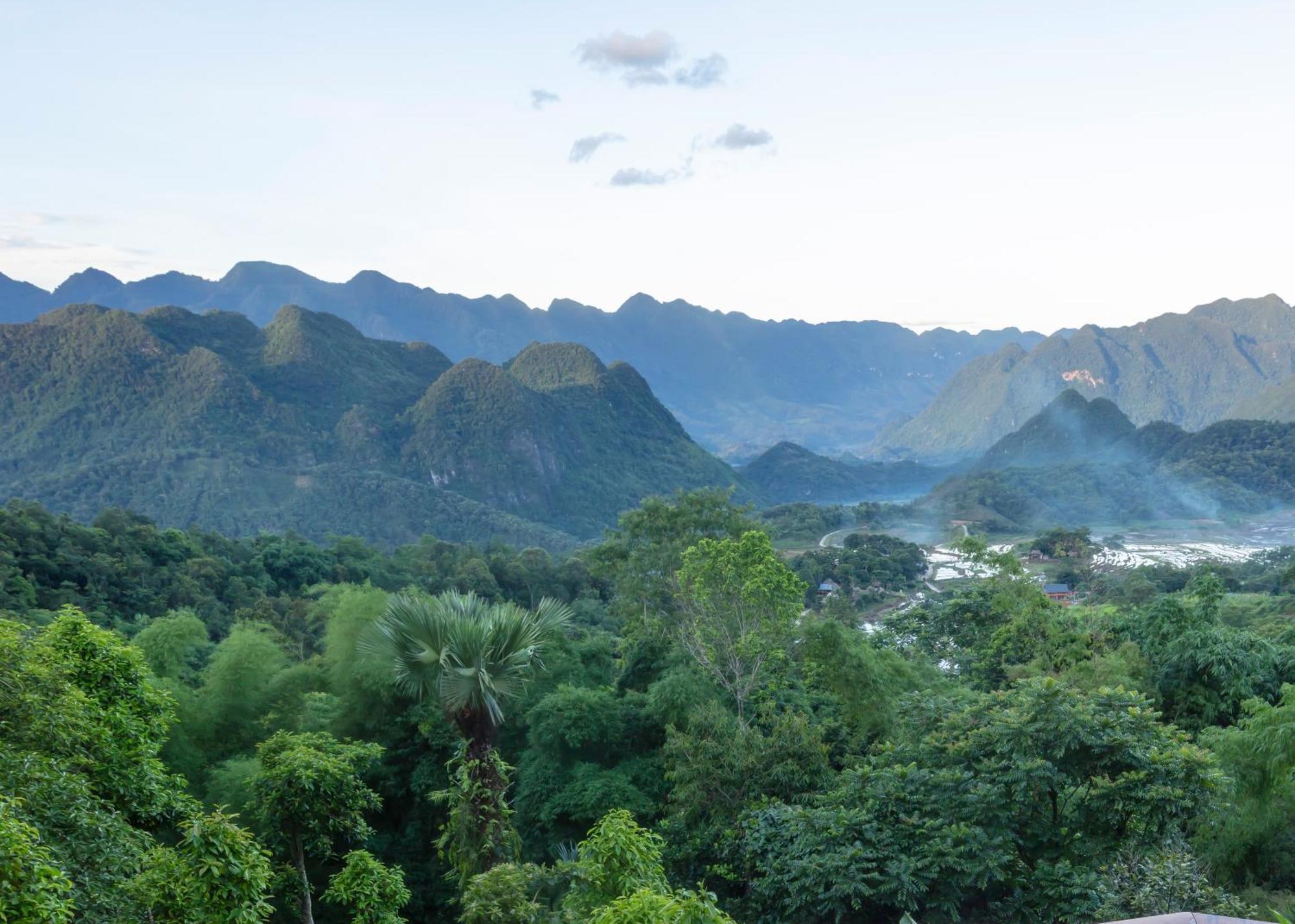 Gateway Inn Puluong Pu Luong ภายนอก รูปภาพ